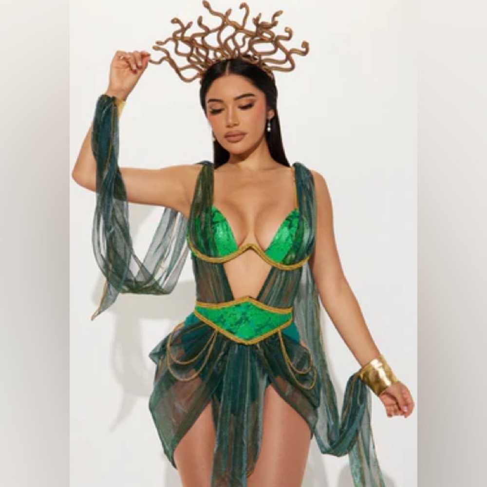 Serpent Queen Medusa Costume